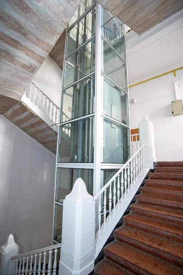 Charming Flat Close To Danube And 4-Seasons Hotel Budapeszt 0*,