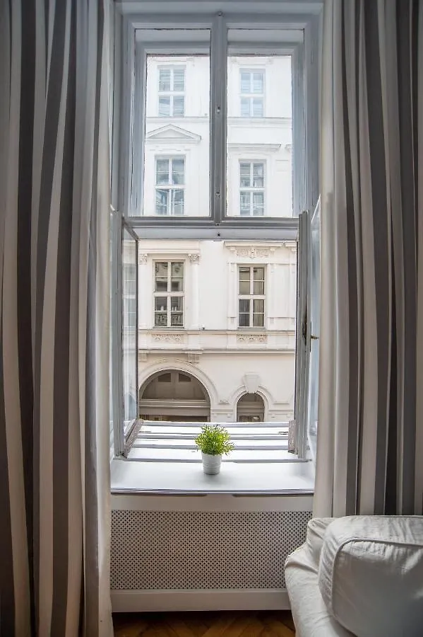 Charming Flat Close To Danube And 4-Seasons Hotel Budapeszt